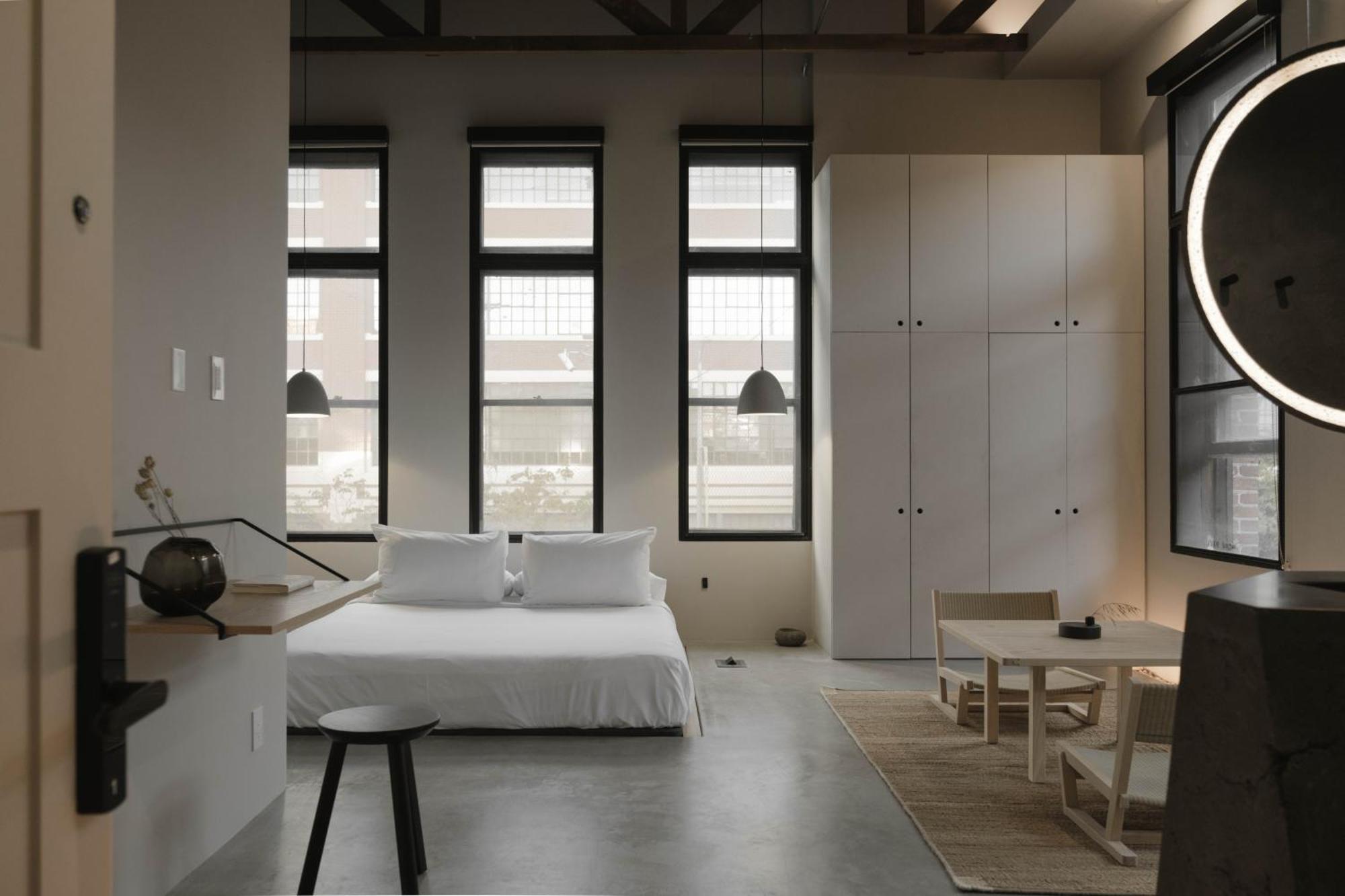 Kodo Hotel - Heart Of La Arts District — Photos 1